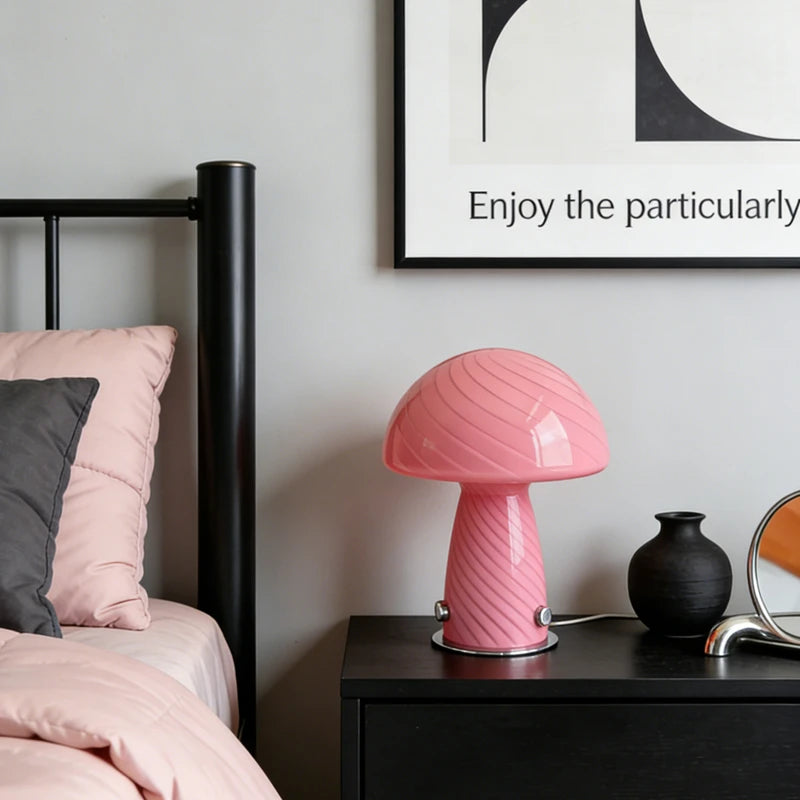Mid-Century Style Bauhaus Glass Mushroom Table Lamp Ins Girls Version Romantic Ambient Decor Light for Homestay Living Room