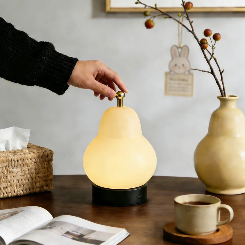 Murano Glass Cream Style Mid-Century Gourd Pear Table Lamp Bedroom Bedside Study Portable Ambient Decor Lamp