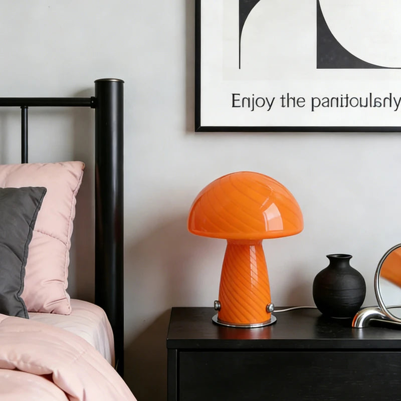 Mid-Century Style Bauhaus Glass Mushroom Table Lamp Ins Girls Version Romantic Ambient Decor Light for Homestay Living Room